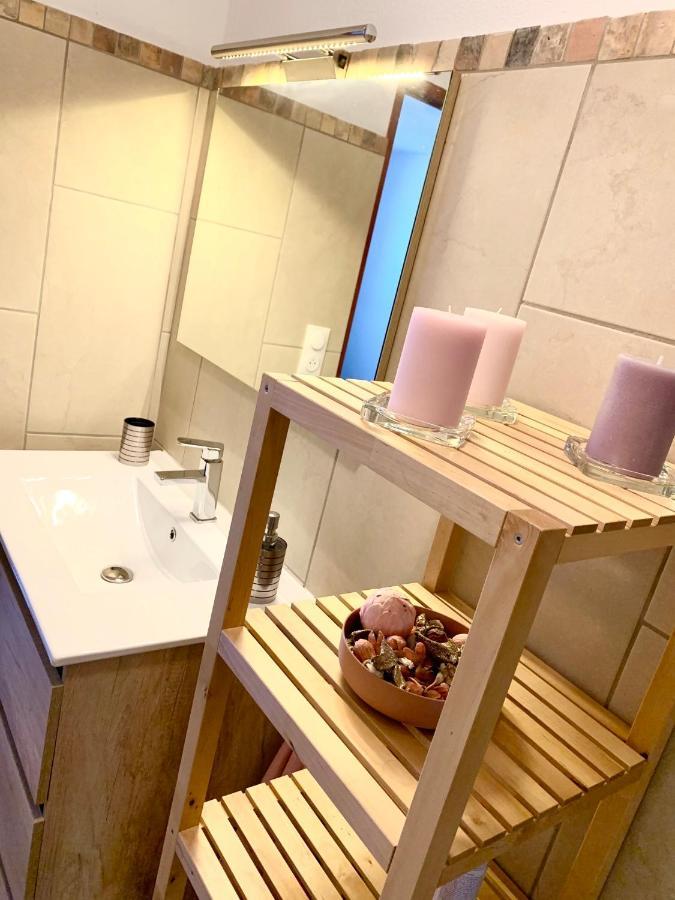 Haut De Villa Entre Mer Et Campagne Hyères Екстериор снимка