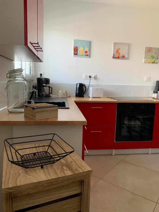 Haut De Villa Entre Mer Et Campagne Hyères Екстериор снимка